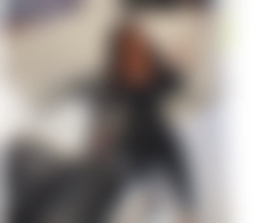 TRANS AMELIA FAT JUICY ASS SHEMALE 🍑😛