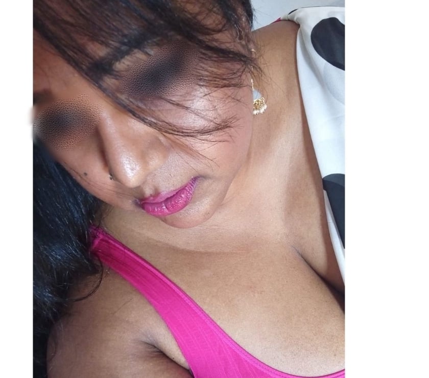 SUZEE SOUTH INDIAN TAMIL CHUBBY GIRL NEW IN TOWN 🇮🇳