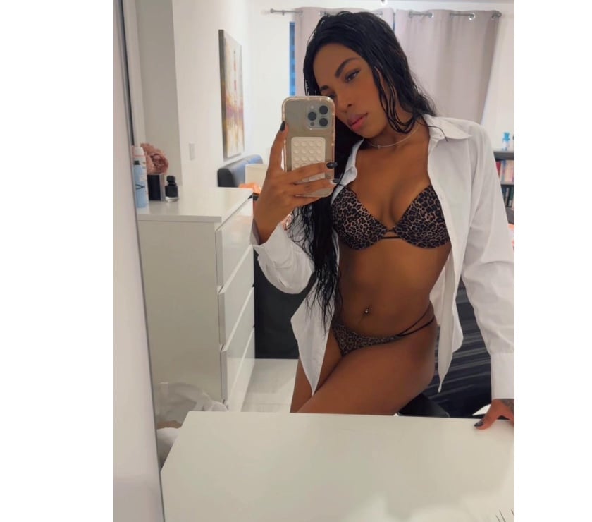 Escorts Oxfordshire Cherwell - Photos for 🔞Bombshell Party🥂Strap-on lovers?Domination ALEVEL💦