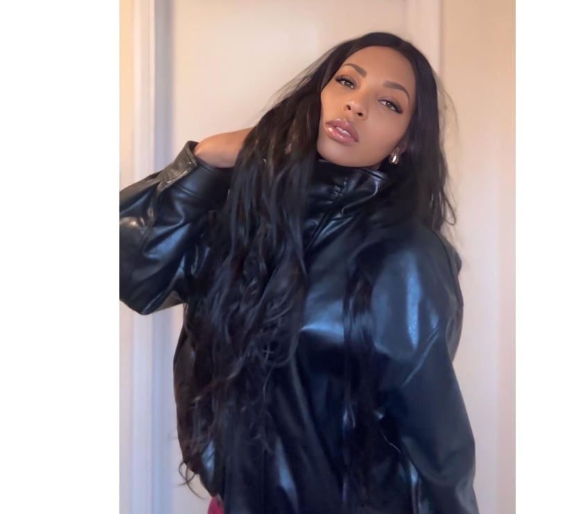 Escorts Oxfordshire Cherwell - Photos for 🔞Bombshell Party🥂Strap-on lovers?Domination ALEVEL💦