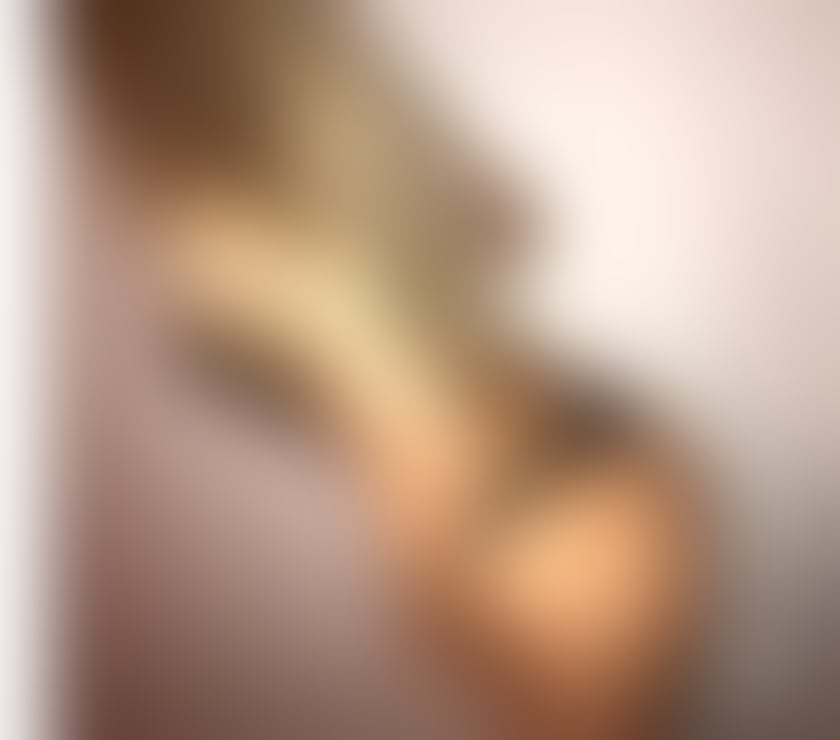 Anna new here big boobs Party girl