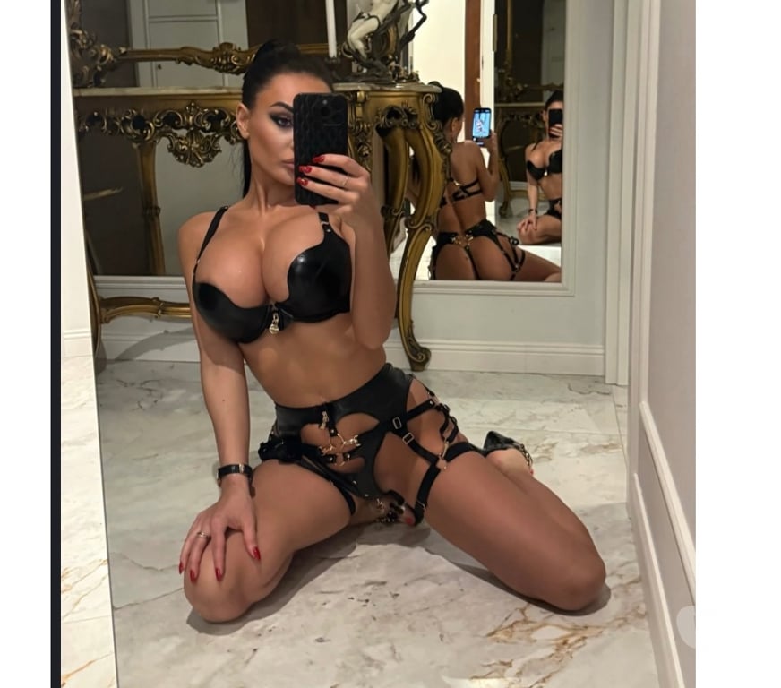 Escorts South East London Bromley - Photos for Hot girl 🥳Anais best service💋