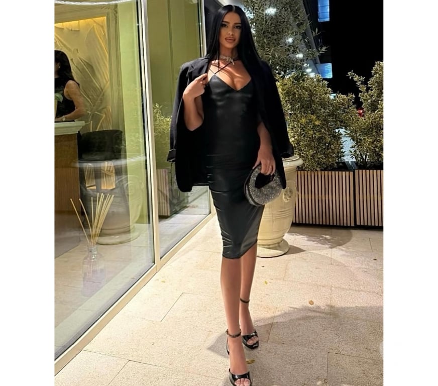 Escorts North London Enfield - Photos for Hot girl xx call me x x xxxxx🩷