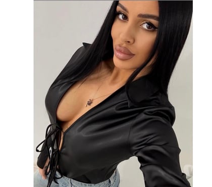 Photos for Hot girl xx call me x x xxxxx🩷