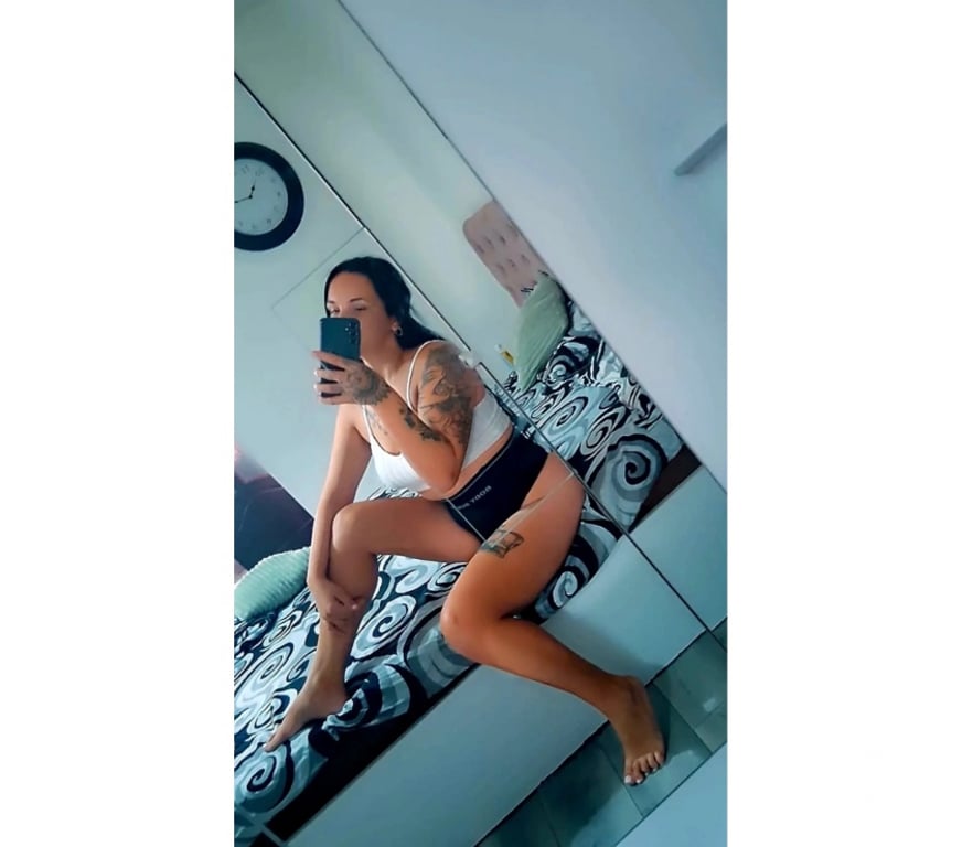 Escorts Belfast Ormeau - Belfast - Photos for NAUGHTY AND HOT BRUNETTE💦🔞👅HOT MOMENTS with me❤