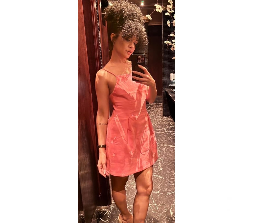 Escorts Central London Soho - Central London - Photos for I'M IN TOWN ONLY THIS WEEKEND, COME PARTY WITH ME