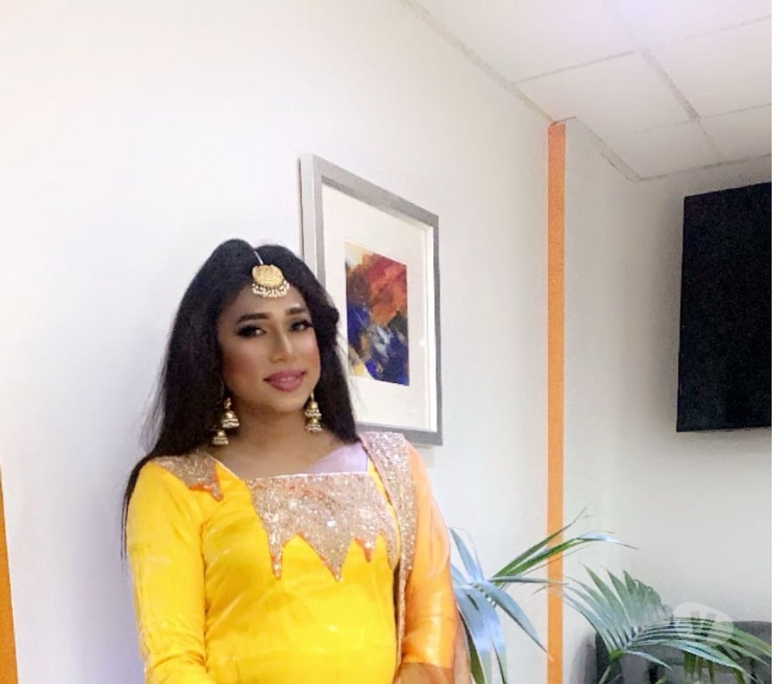 Escorts Glasgow Glasgow City Centre - Glasgow - Photos for Ladyboy Ts shemale Jaishan 8” monster