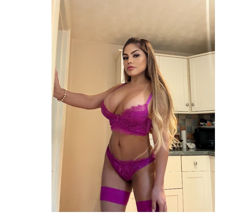 Escorts Gants Hill East London - Photos for HOT BELLA💝 REAL 100% 💝 NO RUSH 🇧🇷