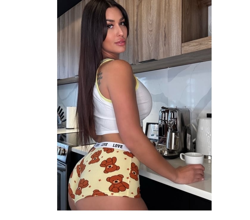 Escort Aigburth Liverpool - Photos for Nina 🥰 GFE SEXY 😈🍑 OUTCALL party girl 🥳 24h