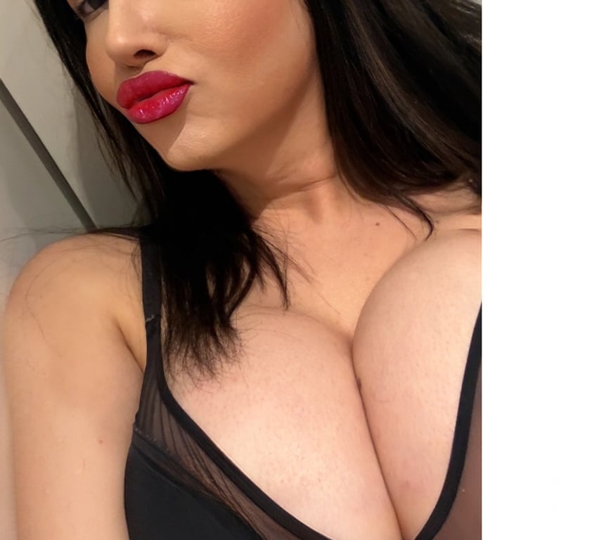 Trans Escorts South East London Croydon - Photos for stunning submissive melina real pics owo👄 cim 👅💦