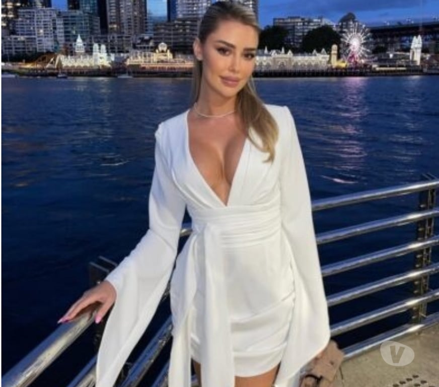 Escorts West London Chiswick - West London - Photos for Desire refined 👸 pleasure redefined👅💋