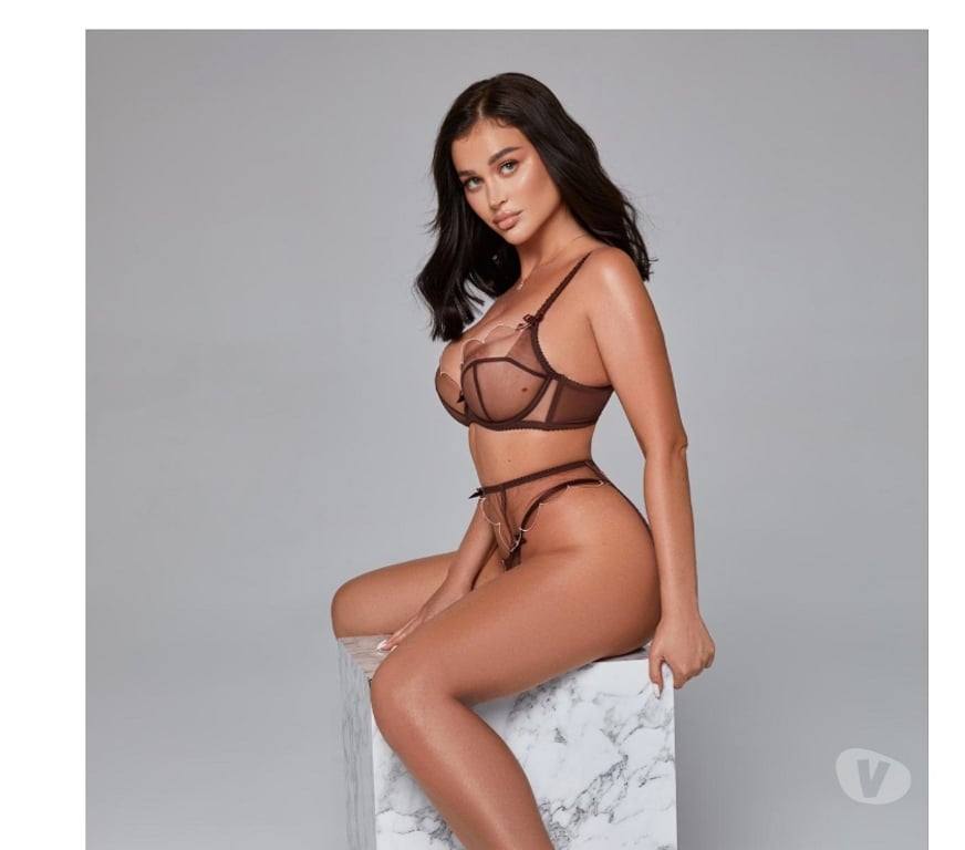 Escorts South West London Kensington - South West London - Photos for GIULIA💘Seduction begins with a smile 😁