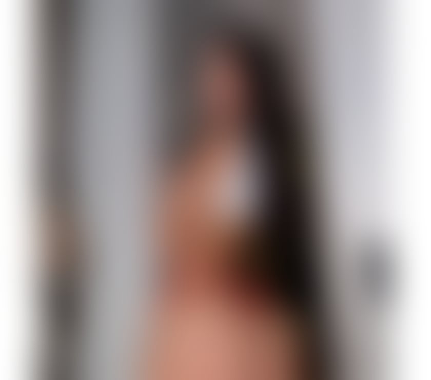 Escorts Heathrow Hillingdon - Photos for EMILLY 💋 Discreet and Hot 💋OUTCALL