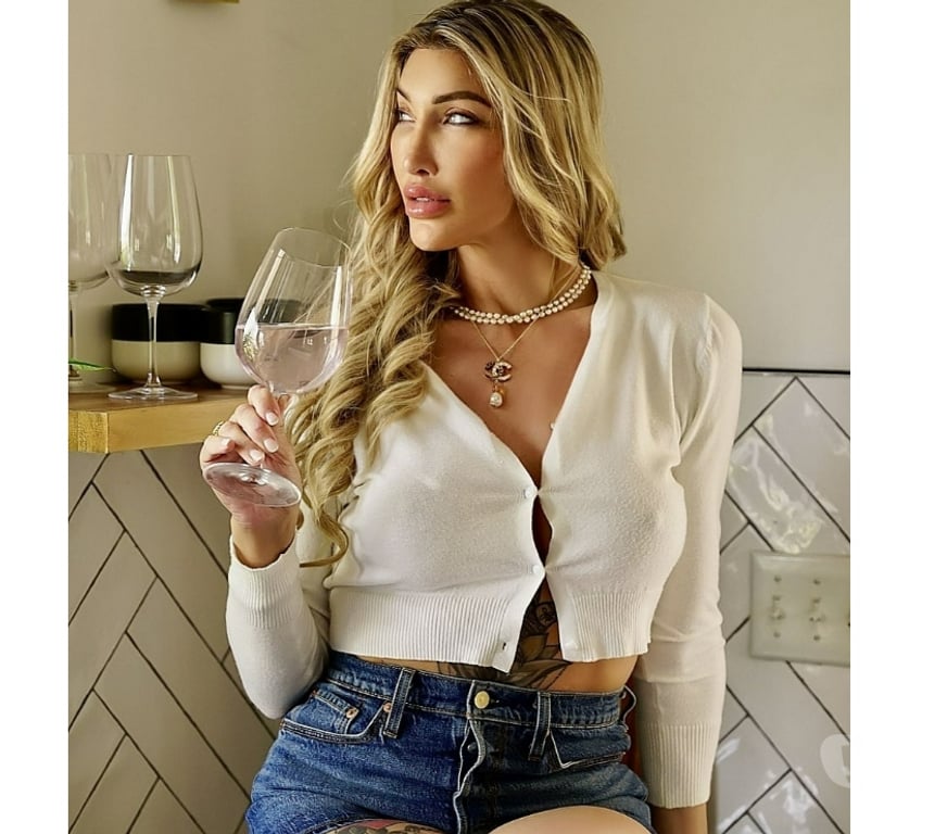 Escorts West London Ealing - West London - Photos for 🍑 CALLISTA 🍾 NEW GIRL IN Town 🍾 CHEAP PRICE