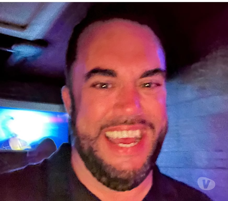 Gay massage Hampshire Basingstoke and Deane - Photos for Playful travelling bottom