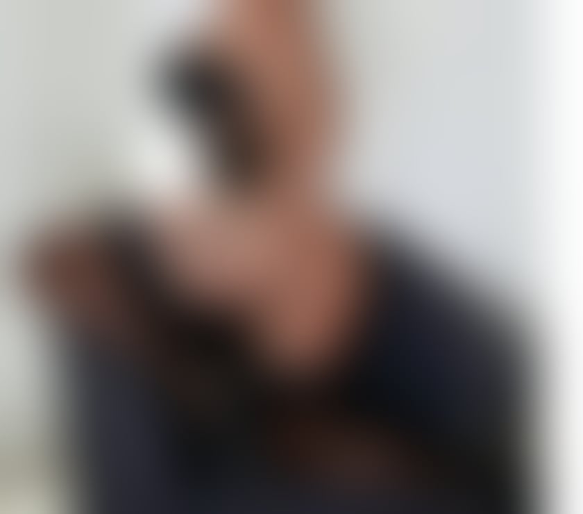 Escorts Surrey Guildford - Photos for 💕Milf Lara xx💕