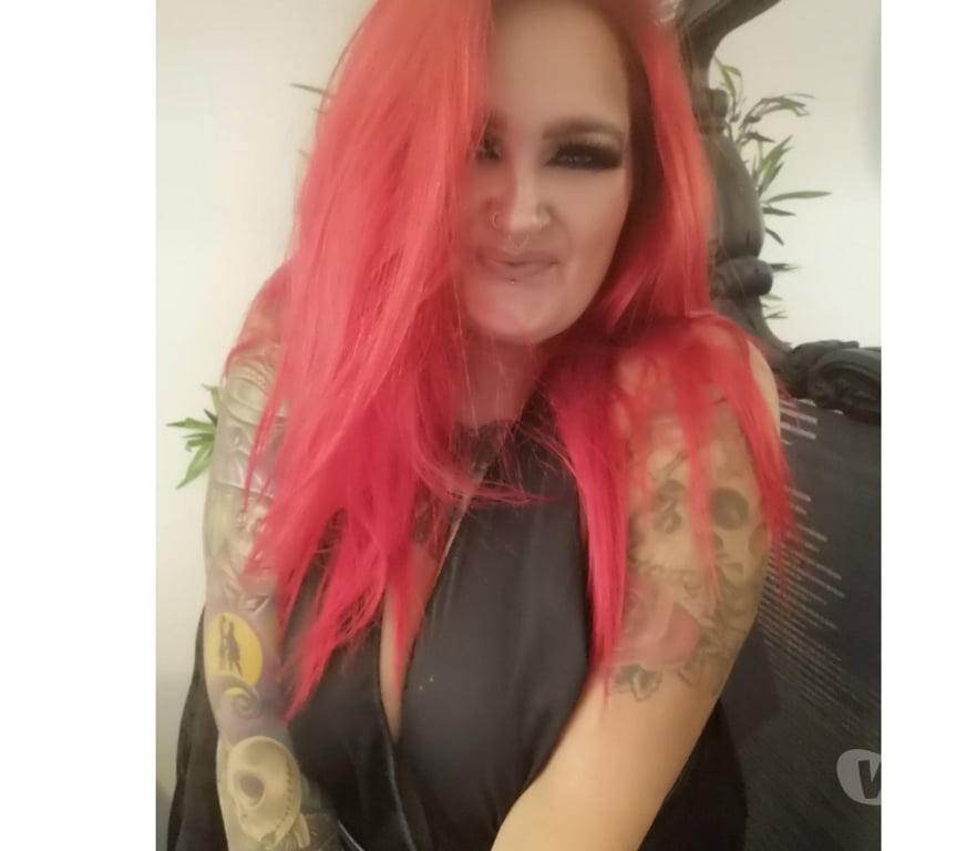 Adult Entertainment Greater Manchester Manchester - Photos for BBW REDHEAD, BIG AND BOUNCY.. Available now 💋💋