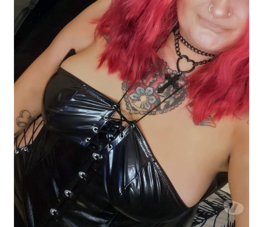 Adult Entertainment Greater Manchester Manchester - Photos for BBW REDHEAD, BIG AND BOUNCY.. Available now 💋💋