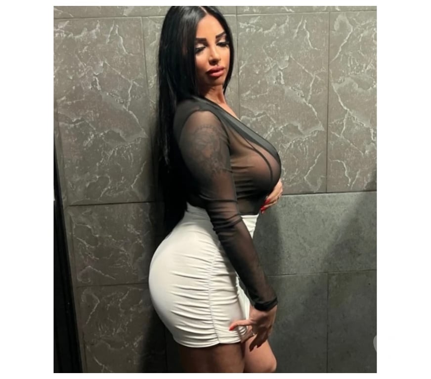 Escorts Greater Manchester Manchester - Photos for Ella 🇧🇷 new here 💋 big 🍑 big 🍒 call me ☎️