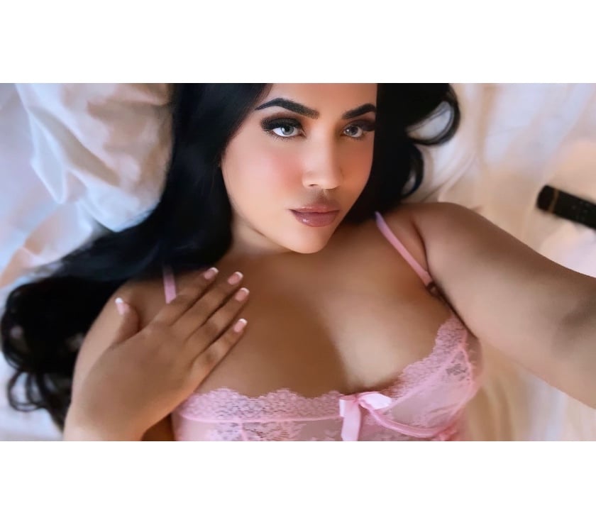 Escorts Canary Wharf East London - Photos for Yasmine Arabic Girl best party