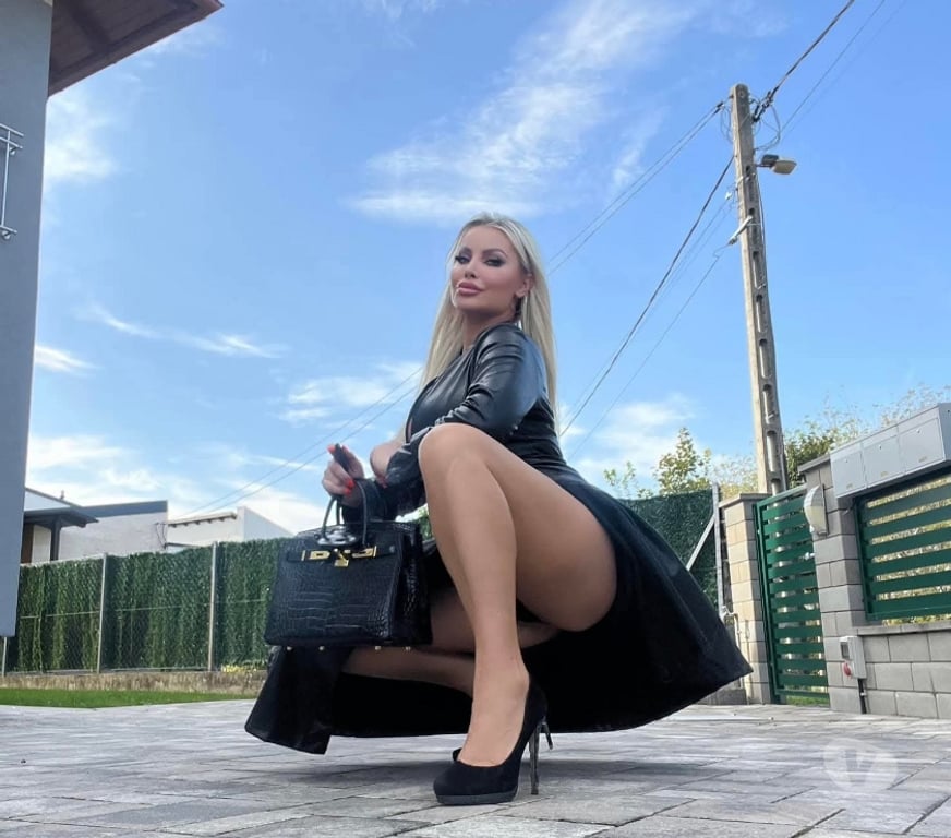 Escorts Hertfordshire Stevenage - Photos for Lora new in town