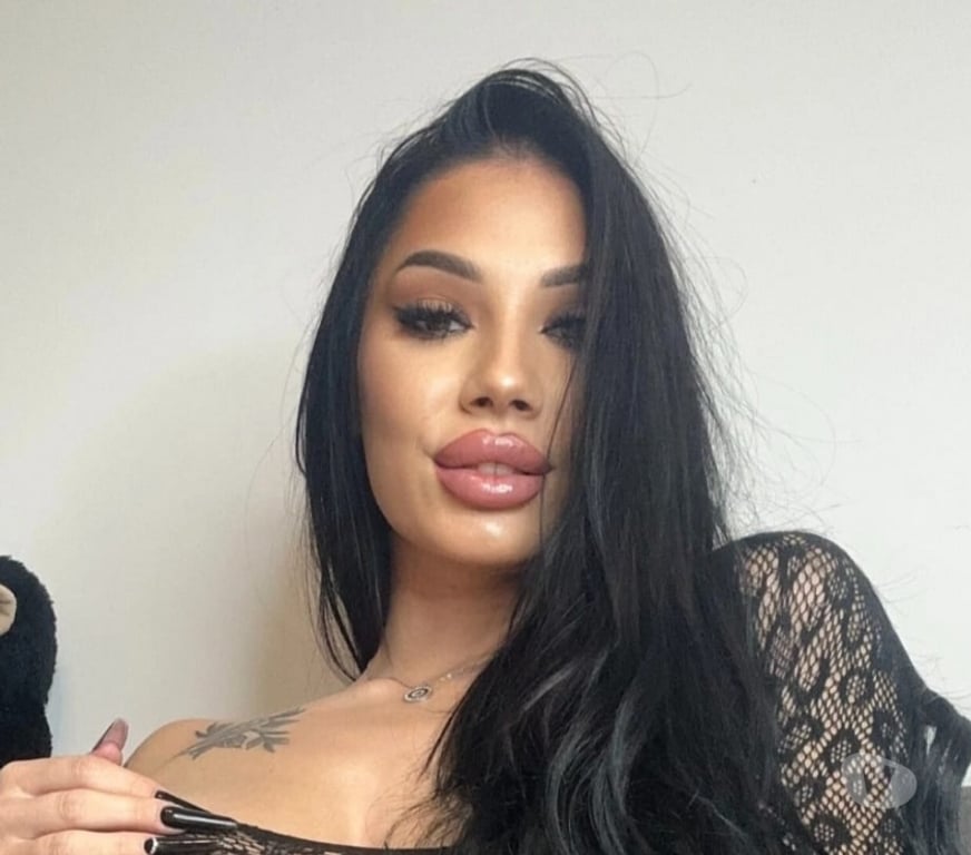 Escorts Renfrewshire Paisley - Renfrewshire - Photos for LUXURY SERVICES ♥️PARTY ALL NIGHT♥️ OUTCALL