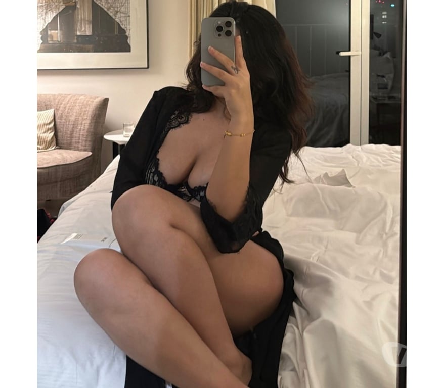 Escorts Surrey Guildford - Photos for Hi gentleman👋 I'm independent nd pure temptation✨