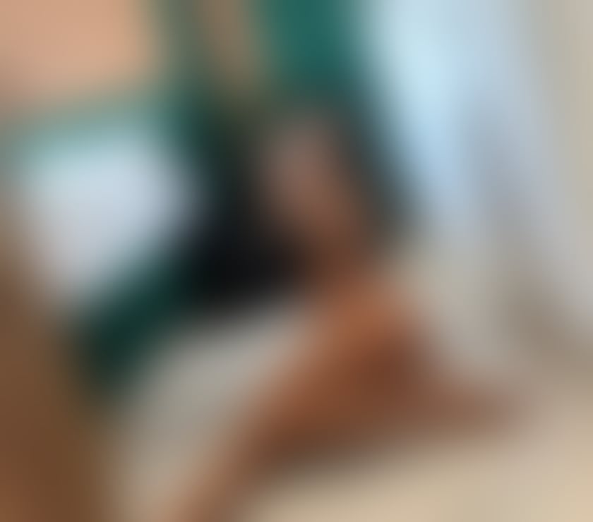 Escorts East London Commercial Road - East London - Photos for Lola Hot 💙💚Outcall only 💚💙