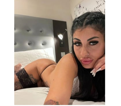  Escorts & Erotic Massage Harrow Town Centre Harrow - Photos for ROXY JUST FOR YOU 👠new in town for you🦋 harrow london