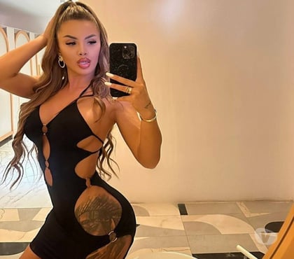 Photos for New Girl Real Pics In&Out Available Now