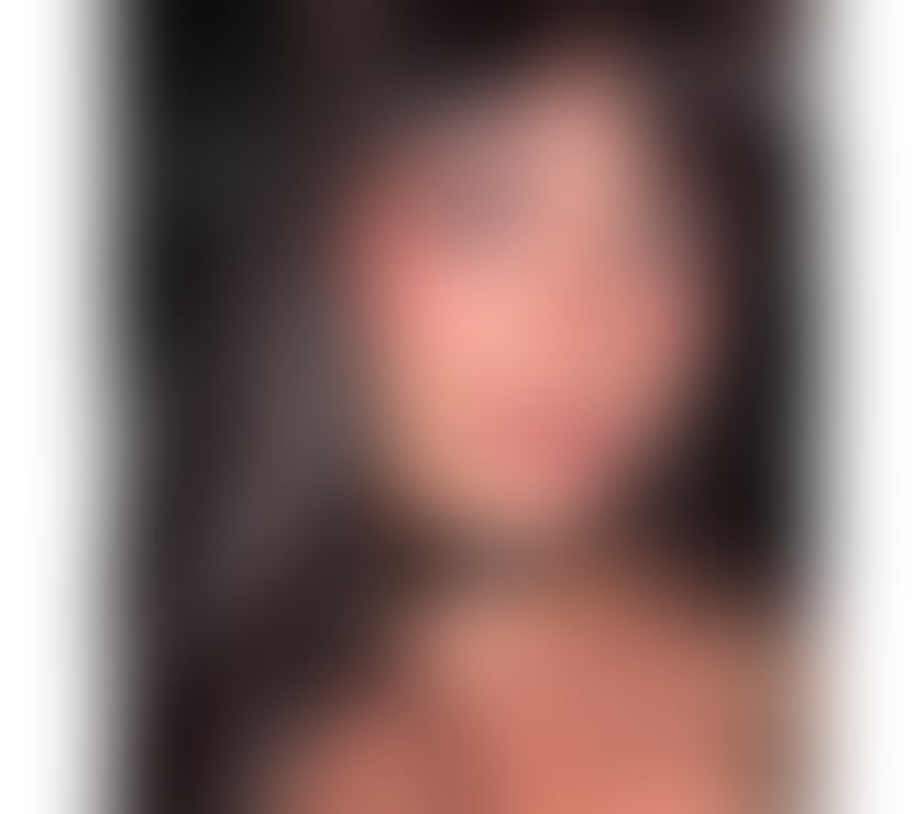 BRUNA 🔥 Brunette, green eyes, natural bbs real pic