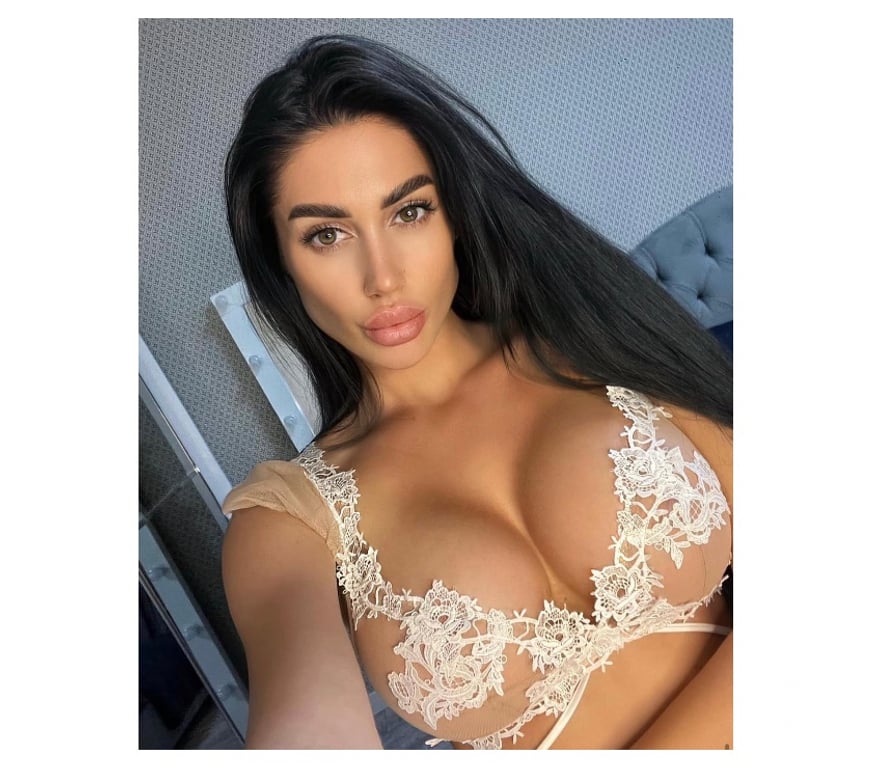 Escorts West London Chiswick - West London - Photos for 🦋Eva is back in London to fulfill your dreams