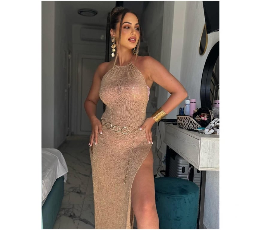 Escorts Warrington Warrington Town Centre - Warrington - Photos for Sarah new new in town , party girl