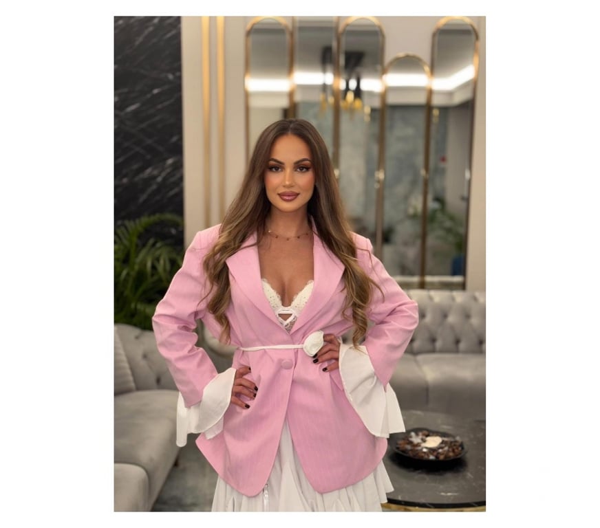 Escorts Greater Manchester Wigan - Photos for Sarah party girl , new in town