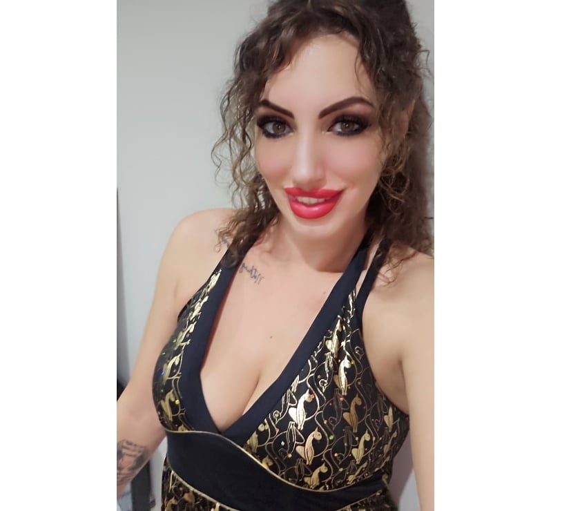 Escorts and Massages Crumpsall Manchester - Photos for 💣🔞Elly here just for a few days best services🔞💣