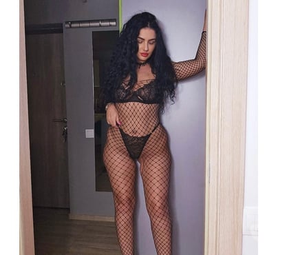 Escorts Coventry City Centre Coventry - Photos for JUST ARIVED 🤩 INN&OUTT PARTY 🥳 NOT RUSH