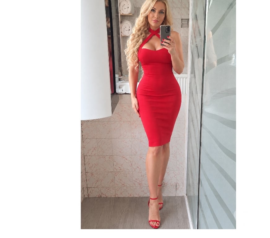 Escorts East London Walthamstow Central Station - East London - Photos for 👄Sensual Body to Body massage with Nelly 07719404887👄