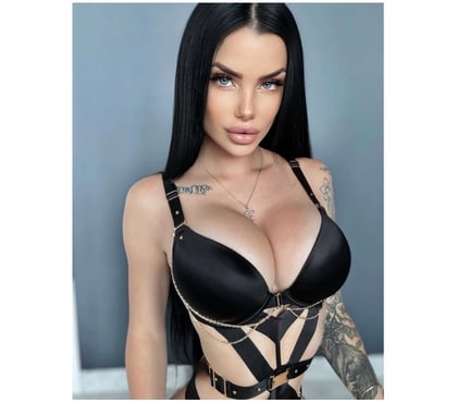 Escorts Bristol City Centre Bristol - Photos for VIP ANA👅Party girl🫦no rush🙏🏻real girl🧡