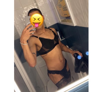 Trans Escorts Liverpool City Centre Liverpool - Photos for 👠 Feemboy 😈 party 🥳