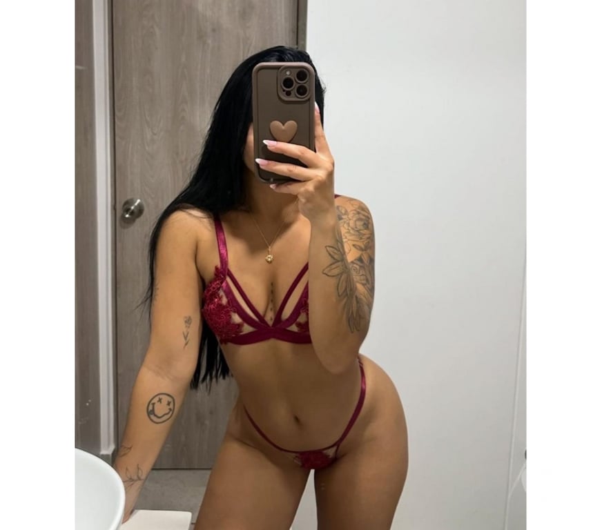 Escorts Staffordshire Stoke-on-Trent - Photos for Malu Pretty Sexy π₯ππ»π