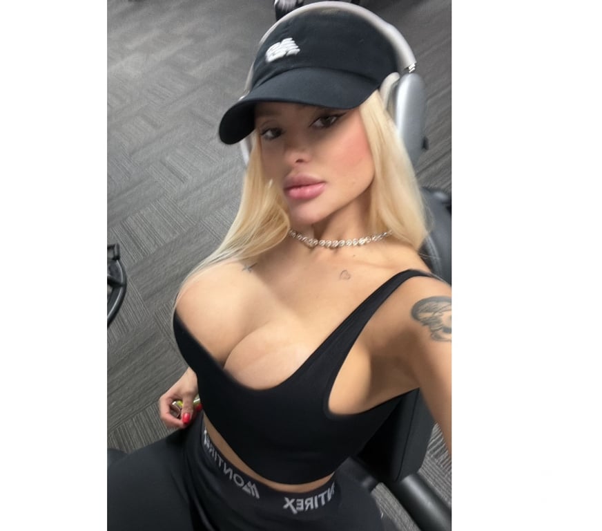 Escorts Greater Manchester Manchester - Photos for Antonella, party girl