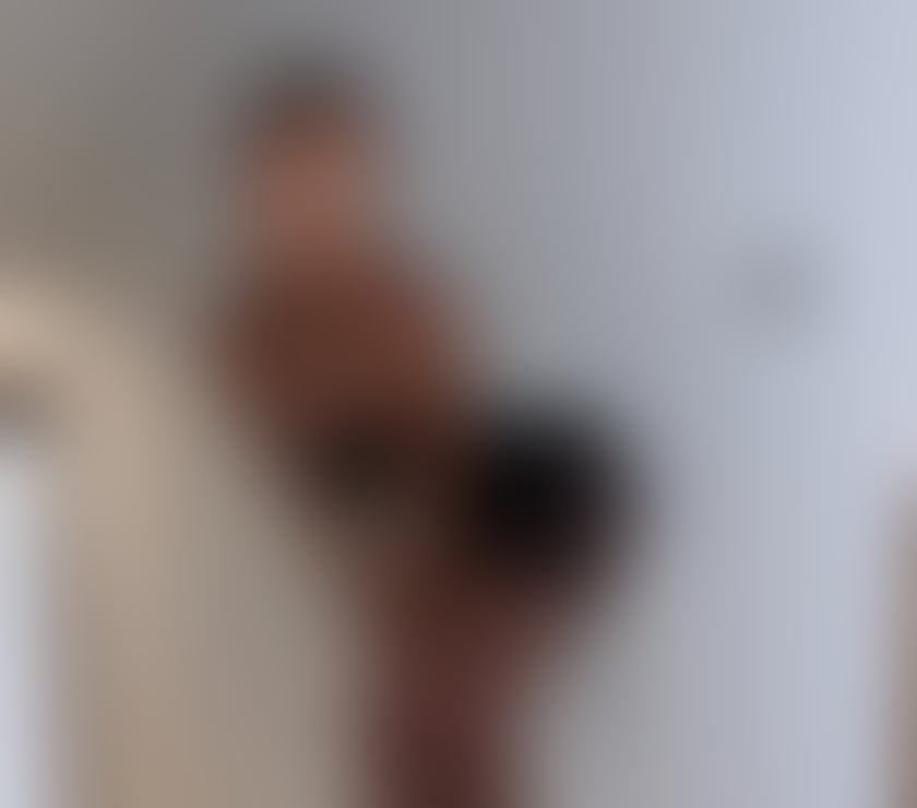 Hiya I’m Zoe new here hoping to cu soon xxx