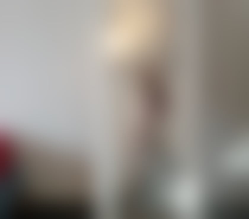 Heyy im amy a sexy young girl looking for fun