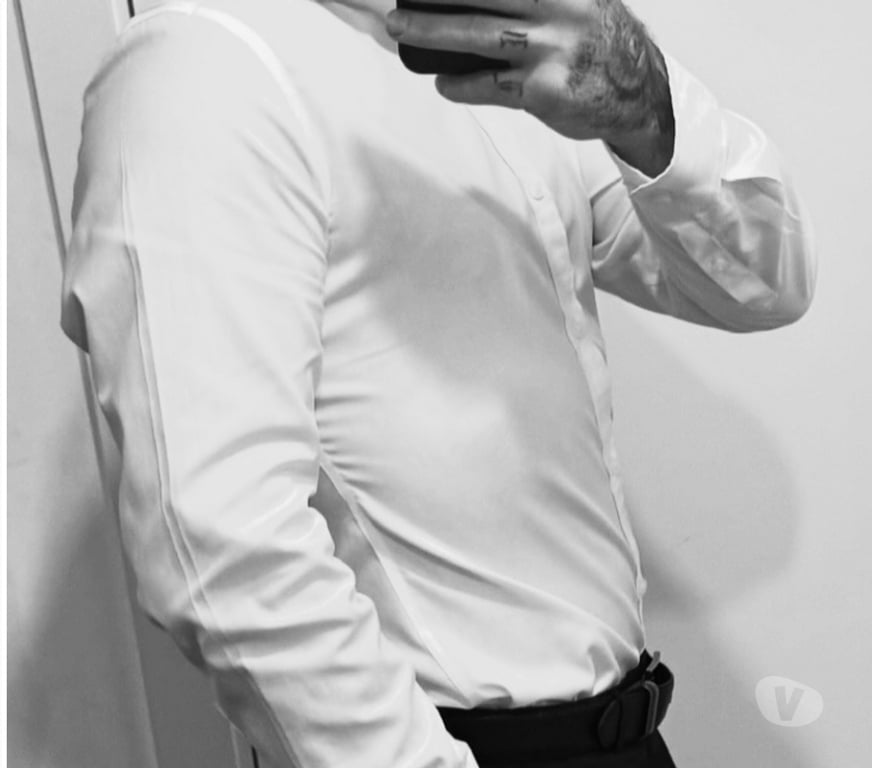 Escorts Surrey Elmbridge - Photos for Discreet Gentleman Companion