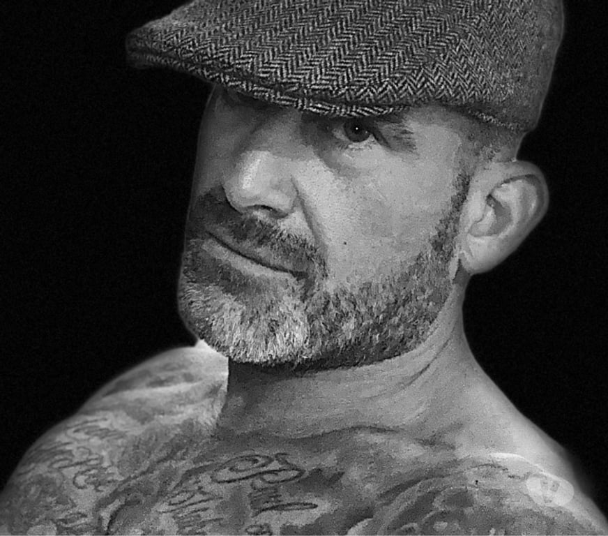 Escorts Surrey Elmbridge - Photos for Discreet Gentleman Companion