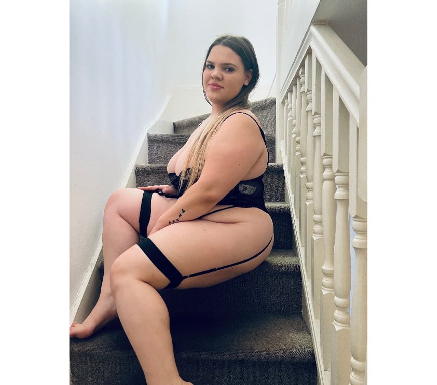 Escorts West London Hillingdon - Photos for CARLA 🎉PARTY🎉GIRL🎉