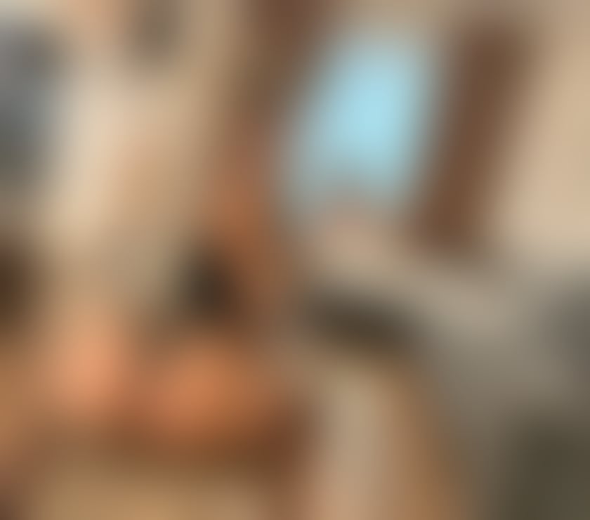 Escorts and Massages Stechford Birmingham - Photos for New in town sexy blonde Latino Sofia party 🔥🥂