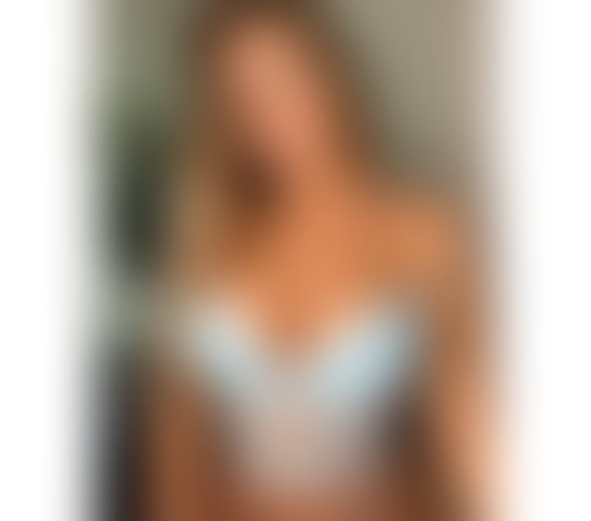 Escorts Wigan Town Centre Wigan - Photos for Sarah party girl incall outcall❤️😍🍷