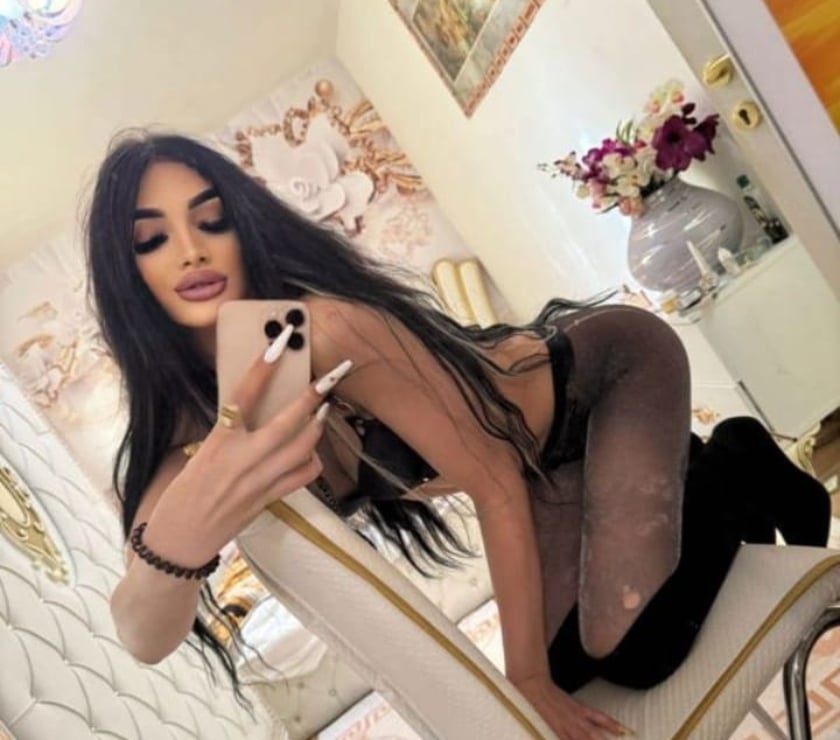 Trans Ilford Station Redbridge - Photos for Hi, I'm Adelina, I'm a transsexual escort. For more details,