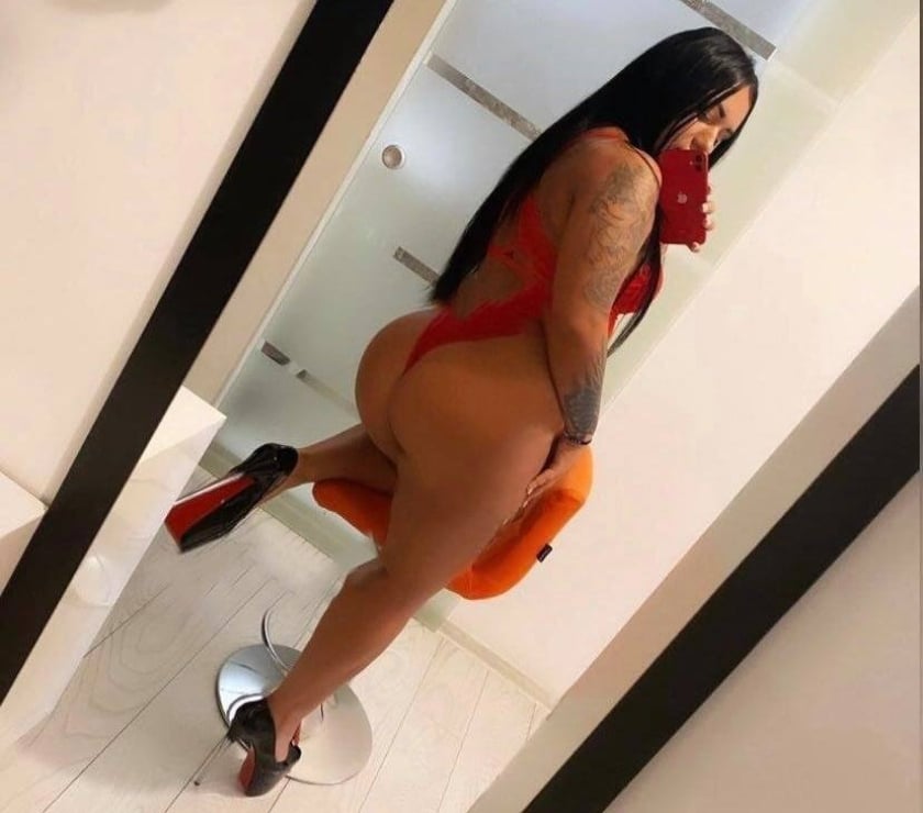 Escort Sheffield City Centre Sheffield - Photos for Hello i am Adelle just come in yours town❌party❤☎️